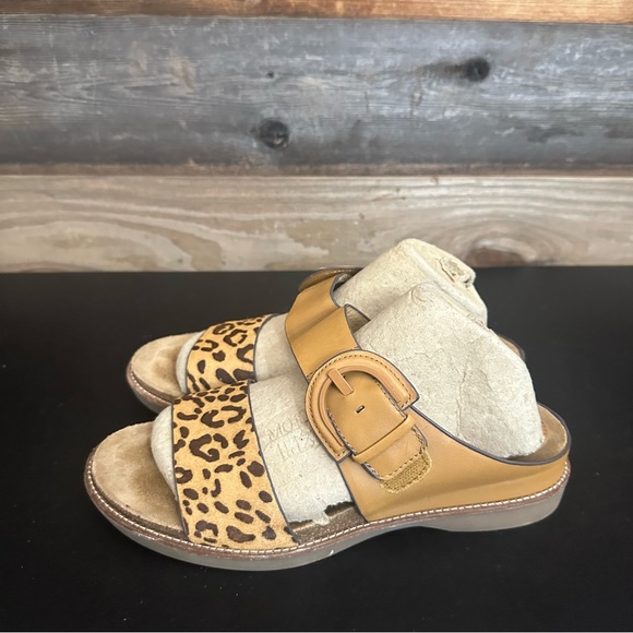 Sofft Braye Leopard Padded Footbed Tan Leather Cow Hair Slip On Sandals 8.5 - Picture 3 of 12